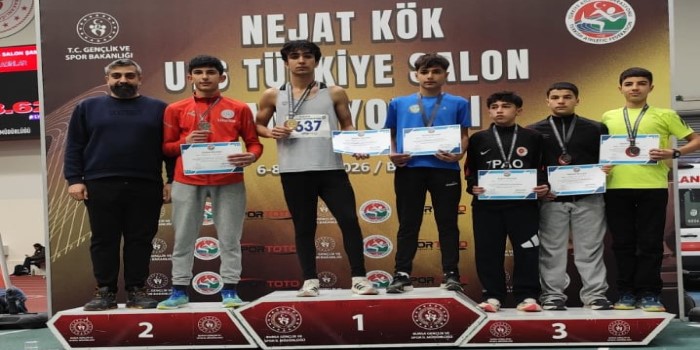 Kahtalı Atlet Mustafa Yavaş, Türkiye Şampiyonu oldu